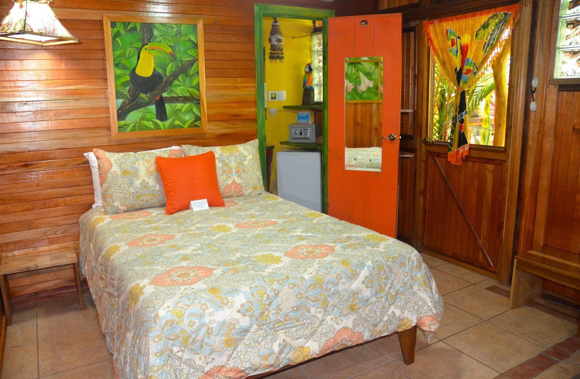 Physis Caribbean Bed & Breakfast Puerto Viejo de Talamanca 외부 사진